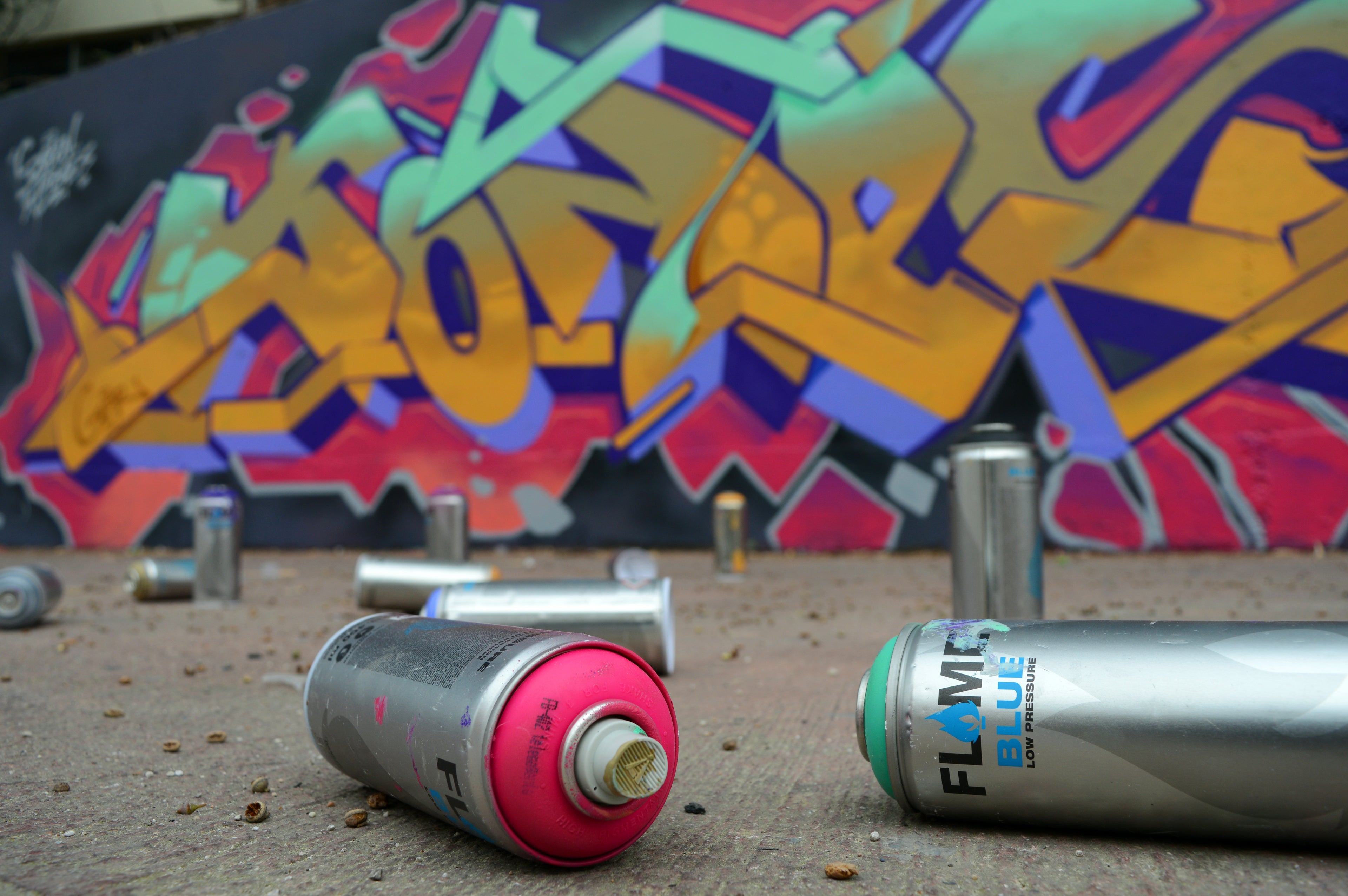 Graffiti realizzato con spray Molotow