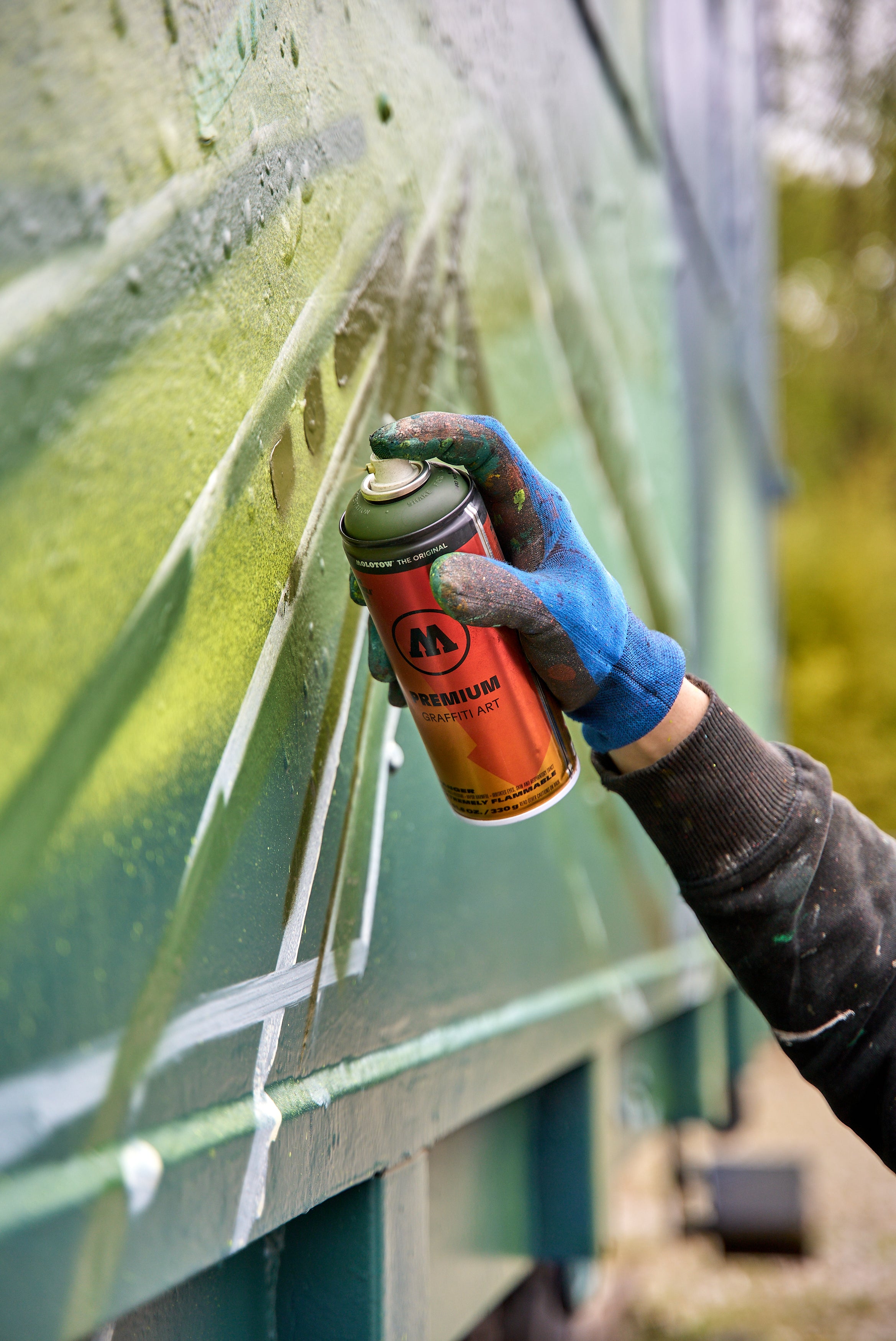 Spray Molotow Premium in action